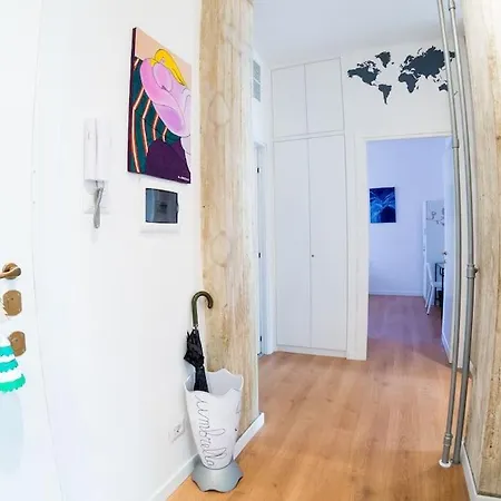 Апартаменты Greta's House , Centre *