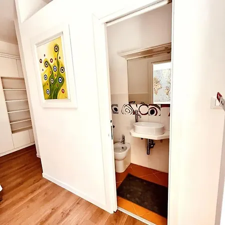 Greta's House , Centre Apartment